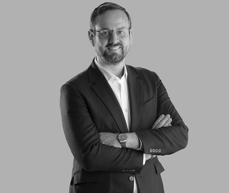 ALEJANDRO HENNING
